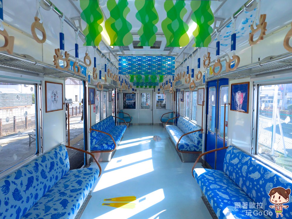 日本和歌山景點｜超可愛海洋風鯛魚列車！加太さかな線めでたいでんしゃ(南海電鐵加太線)