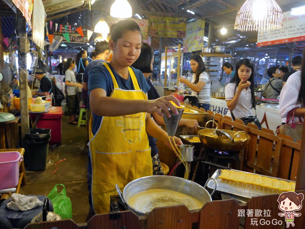 泰國曼谷美食｜請帶10個胃來吧！空叻榮瑪水上市場，在地泰國小吃大集合！(Khlong Lat Mayom Floating Market/วันวาน ตลาดน้ำคลองลัดมะยม)