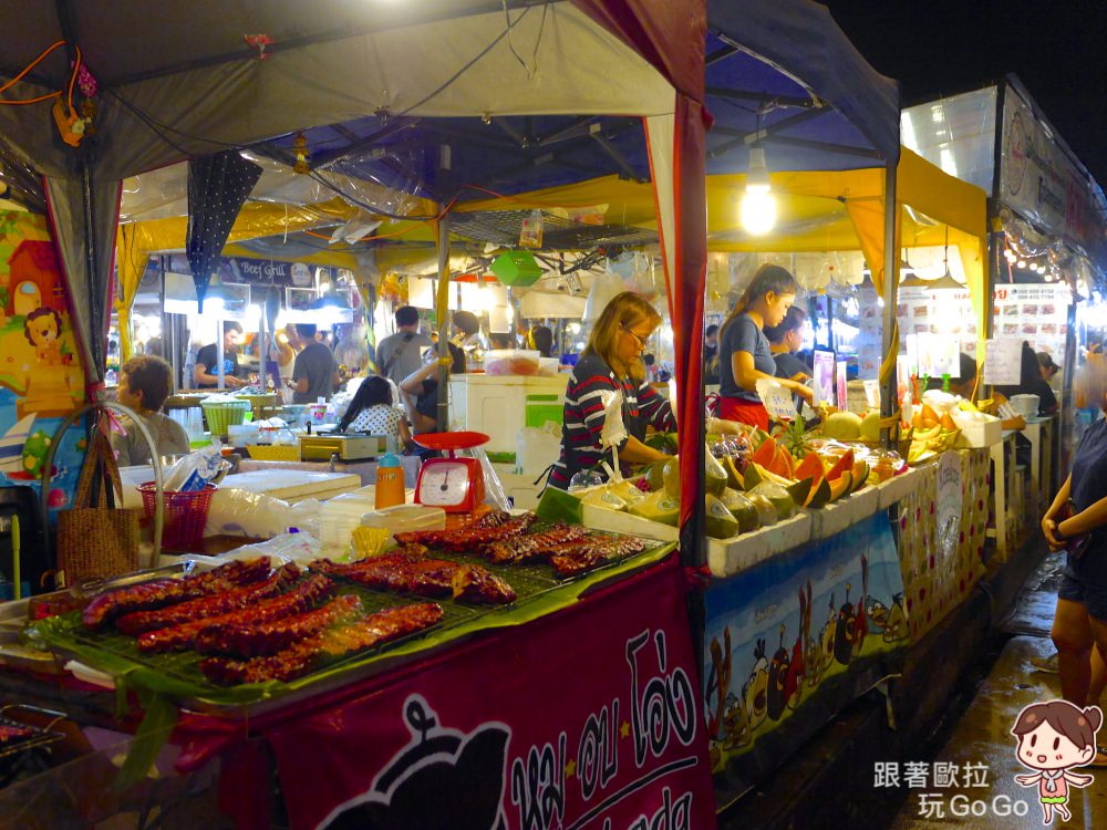 泰國曼谷景點｜拉差達火車夜市，離捷運站近、好吃、好玩、又好買！(Train Night Market Ratchada / ตลาดนัดรถไฟรัชดา) @歐拉。旅行不孤單