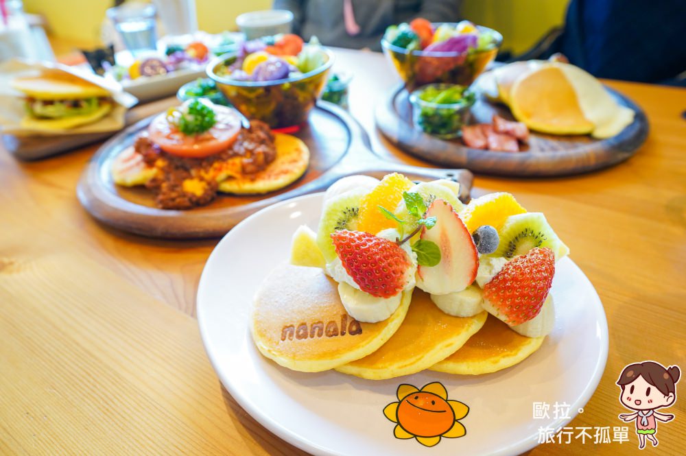 日本福島美食｜カフェナナら(cafe nanala) 有店貓陪的美味鬆餅店，有時浪浪也會來亂入！ @歐拉。旅行不孤單