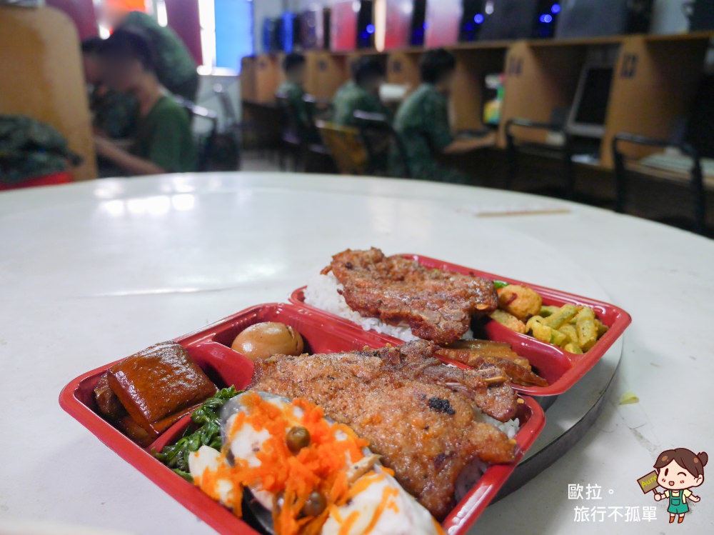 今日熱門文章：馬祖西莒美食｜亞亞餐廳，在網咖邊看阿兵哥邊吃自動升級雙主菜便當，還能挖寶！(亞亞美食)