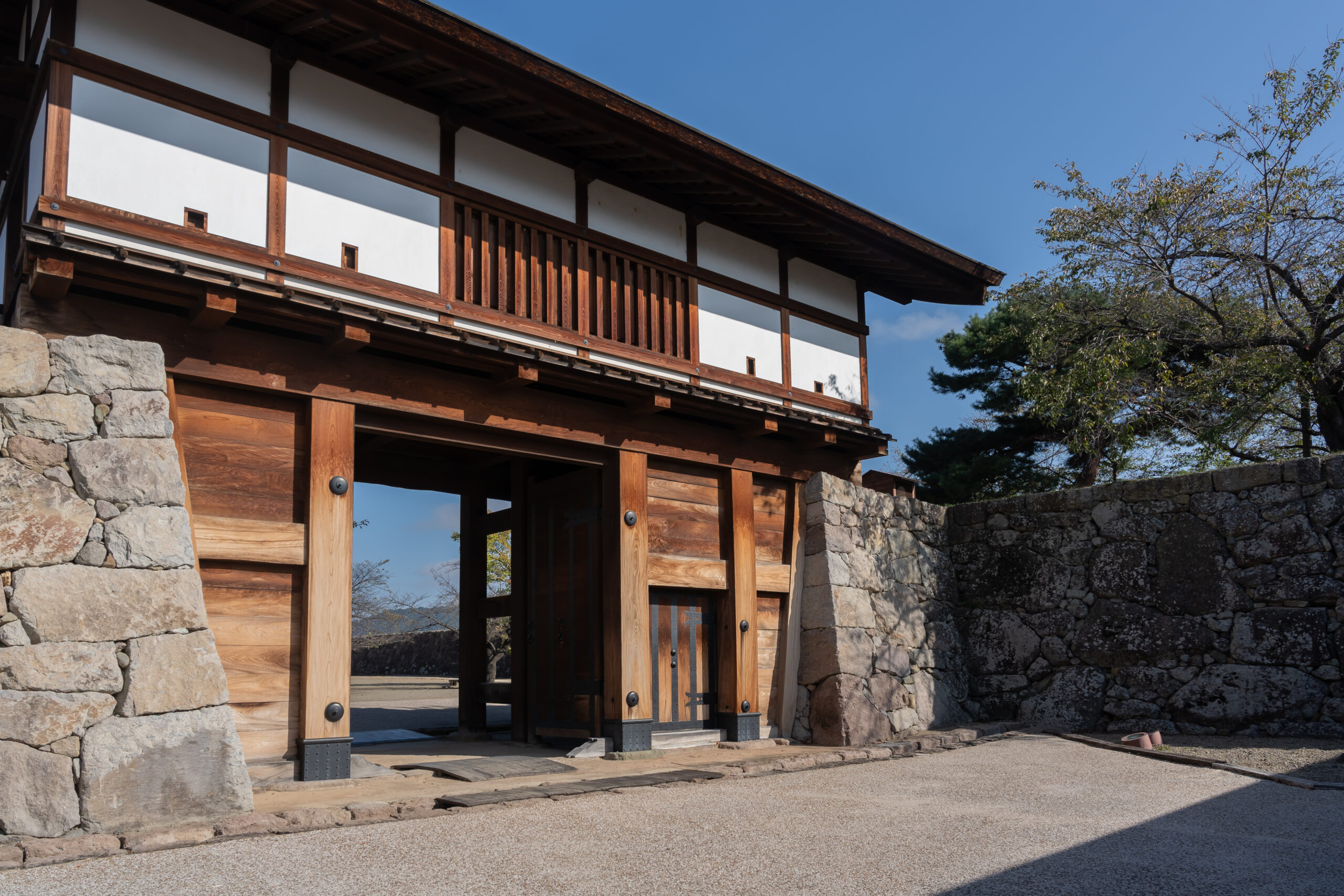 日本長野景點｜真田十代松代城下町散策、挑戰松代燒製陶體驗與享受ろくもん六文觀光列車主廚的美味宴席料理(真田邸、文武學校、松代陶苑、川中島古戰場史跡公園、割烹きたざわ、長野大都會飯店)