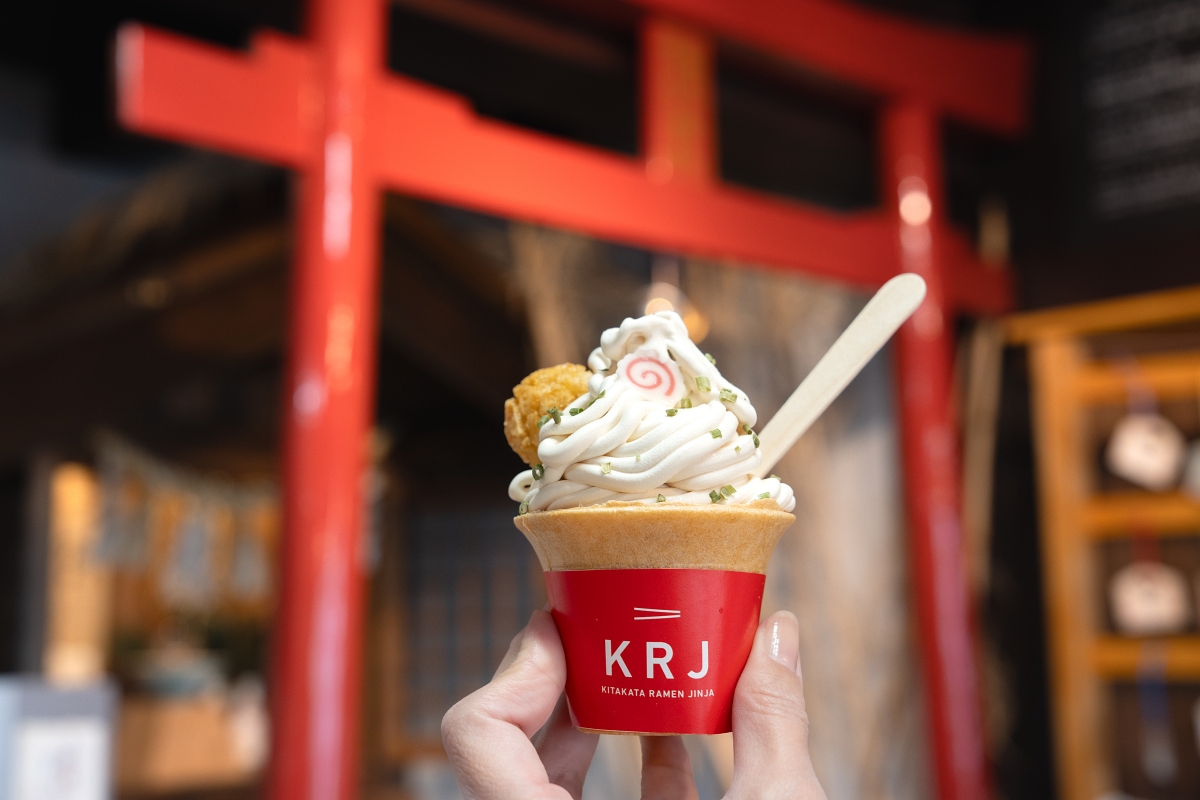 日本福島景點｜吃完拉麵記得來喜多方拉麵神社來支醬油拉麵冰淇淋填飽另一個胃！(喜多方ラーメン神社、拉麵霜淇淋、らーめんソフト) @歐拉。旅行不孤單
