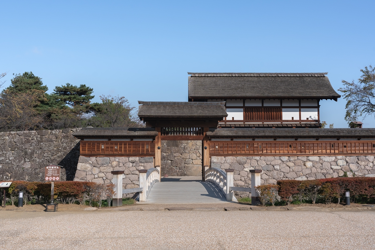 日本長野景點｜真田十代松代城下町散策、挑戰松代燒製陶體驗與享受ろくもん六文觀光列車主廚的美味宴席料理(真田邸、文武學校、松代陶苑、川中島古戰場史跡公園、割烹きたざわ、長野大都會飯店) @歐拉。旅行不孤單