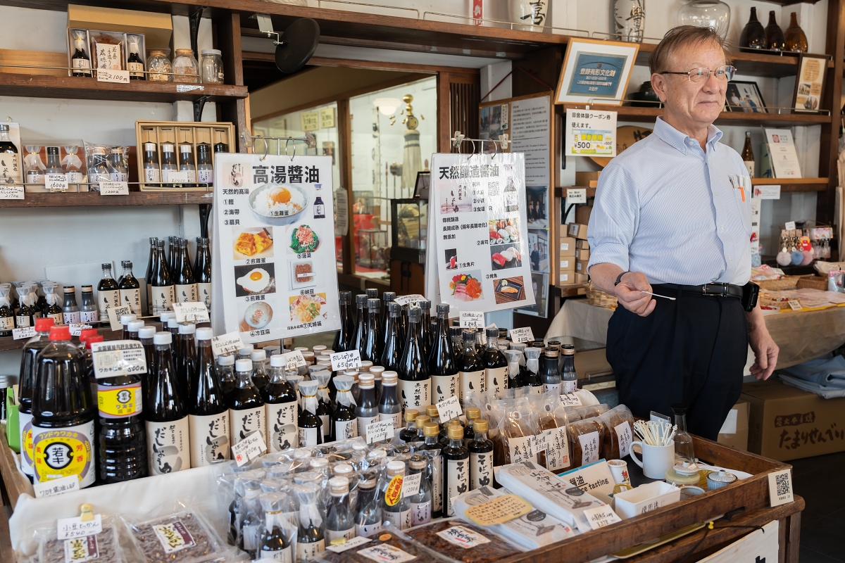 日本福島景點｜若喜商店堅持使用天然釀造法製作醬油味噌，若喜昭和館玩具收藏令人目不暇給！(喜多方)