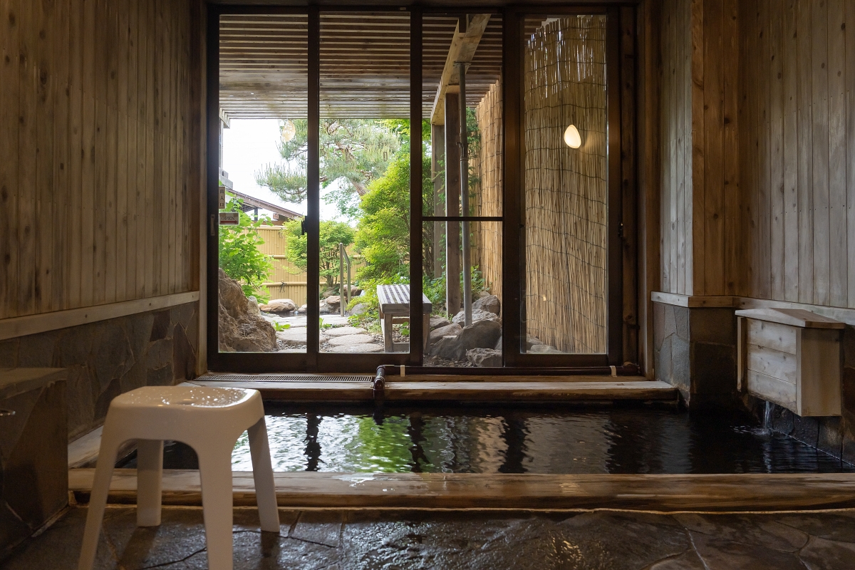 日本長野美食景點｜Cantina Riezo手工精釀專屬高山村特色葡萄酒，靜享信州高山溫泉鄉恬適時光 (蕨溫泉 旅館 わらび野)