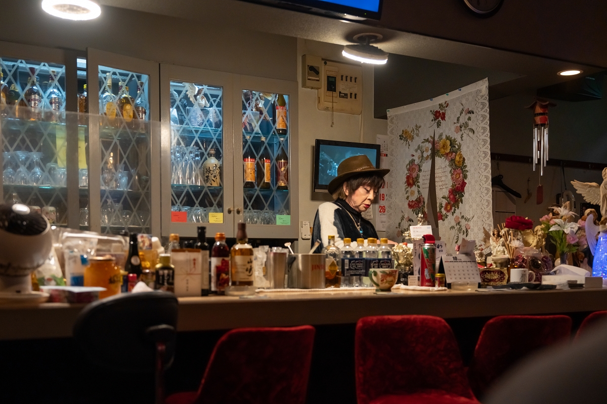 日本長野景點｜千曲市森將軍塚古墳與姨捨梯田風景壯麗，夜宿美肌之湯戶倉上山田溫泉，體驗溫泉街與特色小酒館魅力！(圓山莊、スナック)