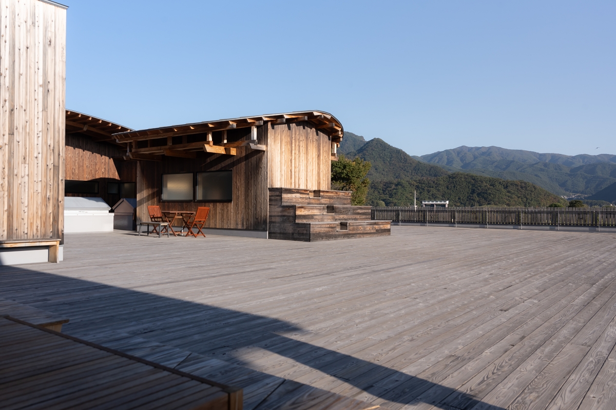 日本長野景點｜真田十代松代城下町散策、挑戰松代燒製陶體驗與享受ろくもん六文觀光列車主廚的美味宴席料理(真田邸、文武學校、松代陶苑、川中島古戰場史跡公園、割烹きたざわ、長野大都會飯店)