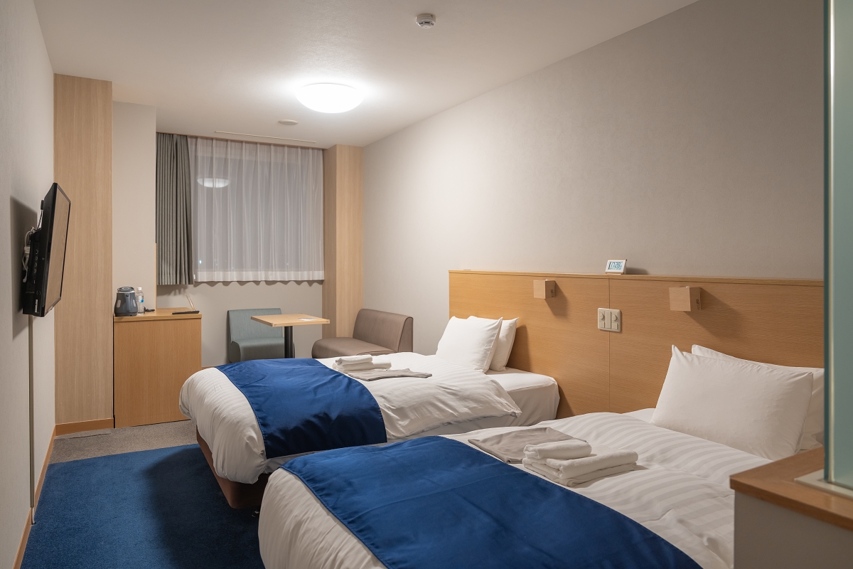 日本長野美食景點｜中野市採果體驗驚人發現！吃蘋果長大的信州牛壽喜燒甜嫩又超值！(信州Fruit Land、福田屋、CHÂTERAISÉ HOTEL長野、お寺カフェ寺粥御膳)