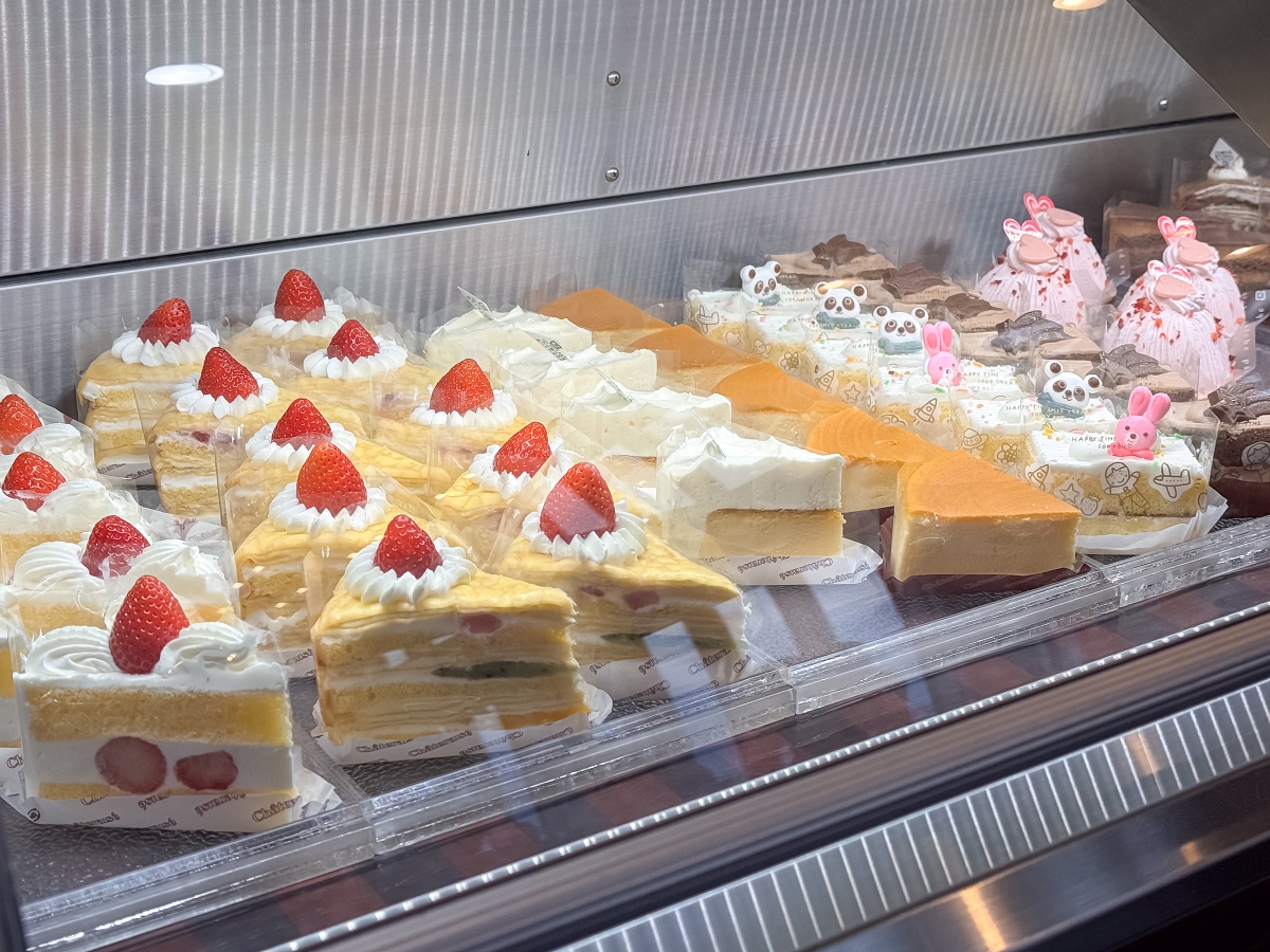 日本長野美食景點｜中野市採果體驗驚人發現！吃蘋果長大的信州牛壽喜燒甜嫩又超值！(信州Fruit Land、福田屋、CHÂTERAISÉ HOTEL長野、お寺カフェ寺粥御膳)