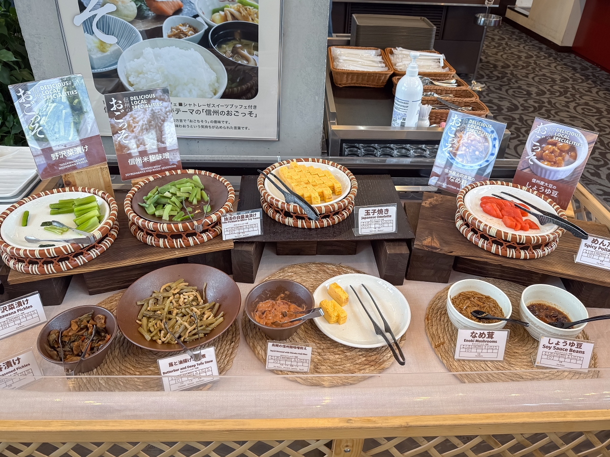 日本長野美食景點｜中野市採果體驗驚人發現！吃蘋果長大的信州牛壽喜燒甜嫩又超值！(信州Fruit Land、福田屋、CHÂTERAISÉ HOTEL長野、お寺カフェ寺粥御膳)