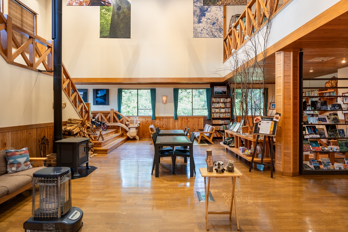 日本長野美食景點|騎乘腳踏車暢遊飯山市區,體驗療癒山林入住童話般的森林小木屋(鍋倉高原森之家、信越自然鄉活動中心、塩崎農園、正受庵、高橋まゆみ人形館、パイパティローマ) 日本長野美食景點|騎乘腳踏車暢遊飯山市區,體驗療癒山林入住童話般的森林小木屋(鍋倉高原森之家、信越自然鄉活動中心、塩崎農園、正受庵、高橋まゆみ人形館、パイパティローマ)