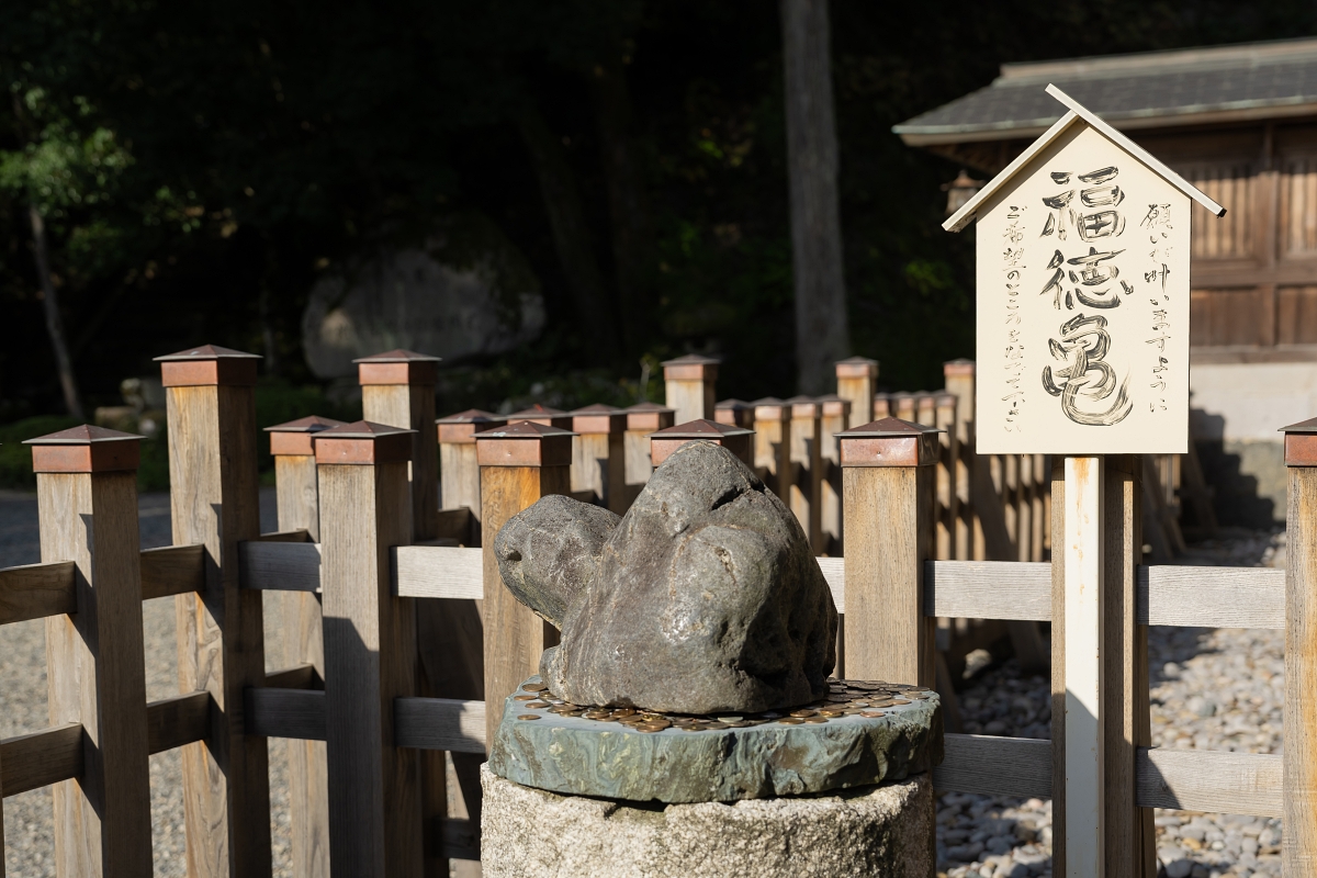 日本鳥取紅葉景點｜宇倍神社首座印在日本紙鈔上的神社，求財求長壽也能賞紅葉！