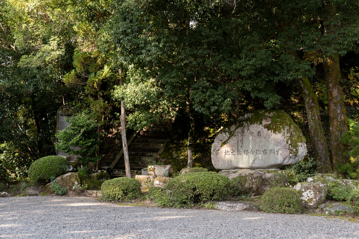 日本鳥取紅葉景點｜宇倍神社首座印在日本紙鈔上的神社，求財求長壽也能賞紅葉！