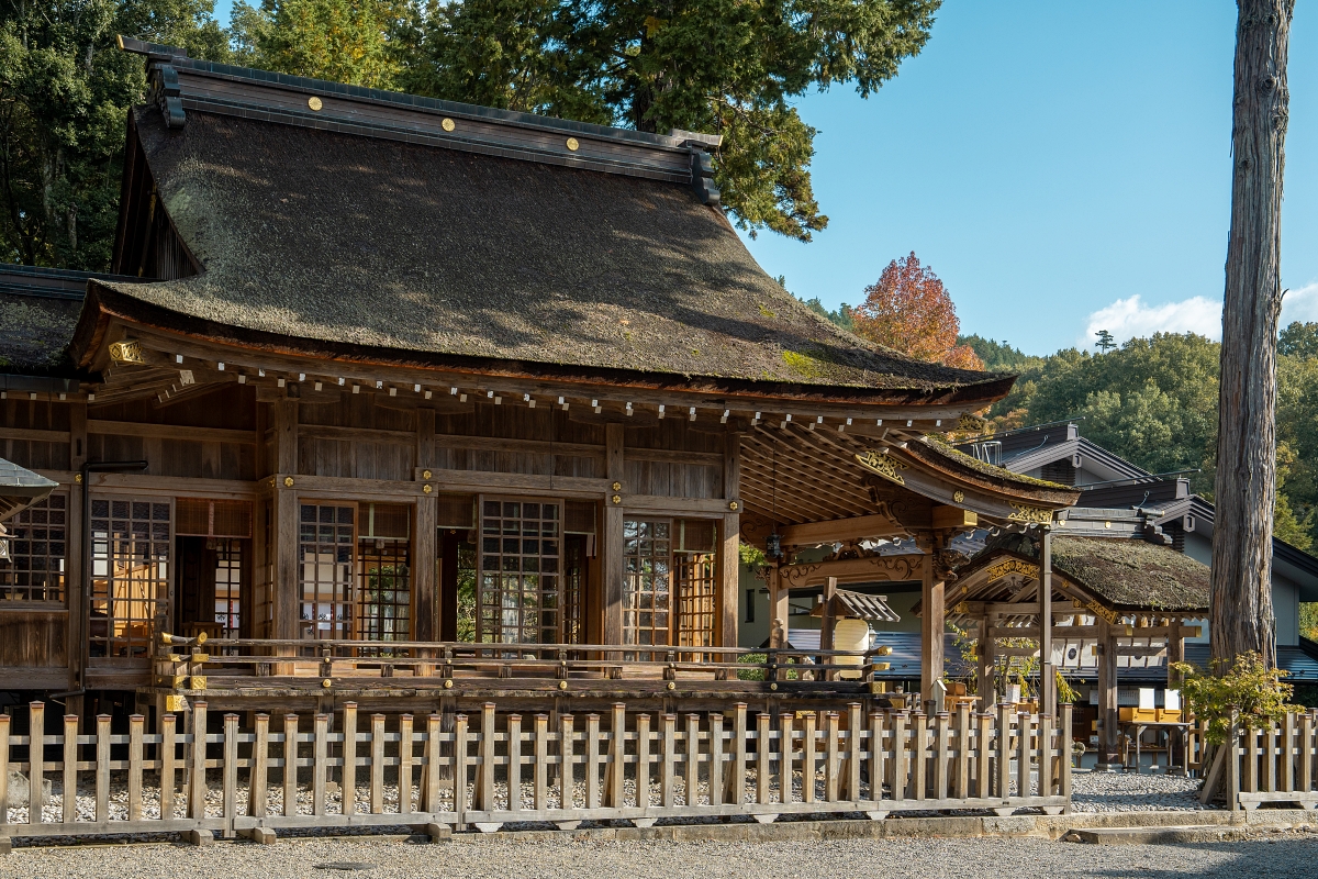 日本鳥取紅葉景點｜宇倍神社首座印在日本紙鈔上的神社，求財求長壽也能賞紅葉！