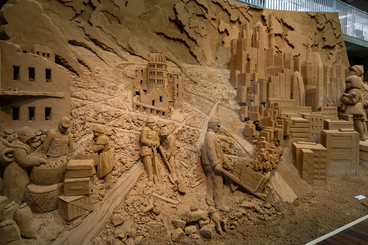 日本鳥取景點｜砂之美術館大型室內沙雕臨場感十足，世界頂尖沙雕大師齊聚打造震撼人心作品(鳥取砂丘旁砂の美術館)